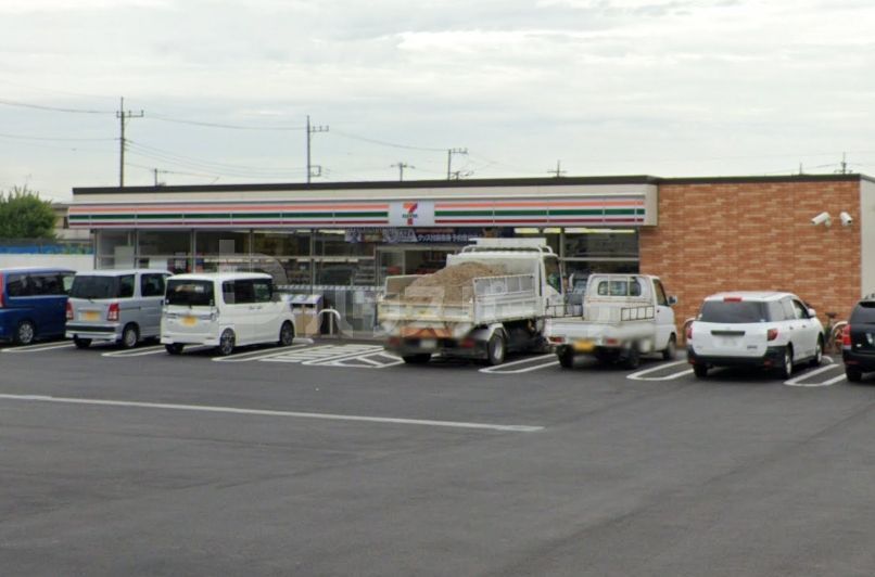 コンビニ　セブンイレブン鎌ケ谷初富店（コンビニ）まで500m