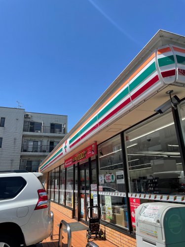 コンビニ　セブンイレブン板橋前野町1丁目店（コンビニ）まで97m