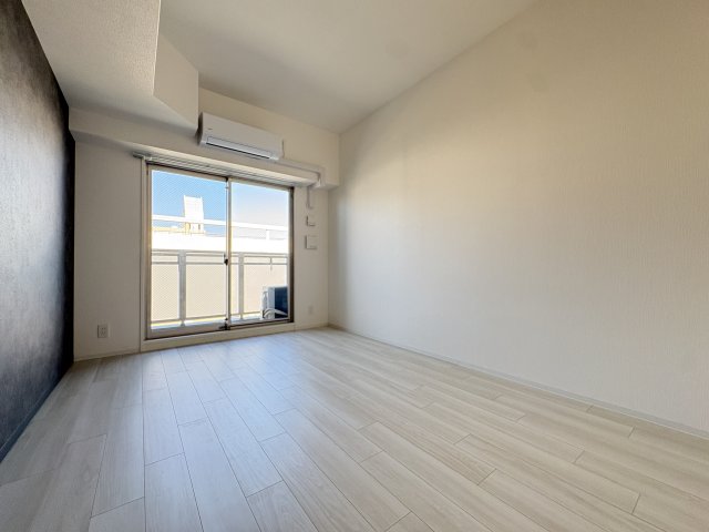 アドバンス神戸マリス1の居間写真