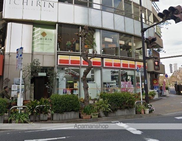 コンビニ　デイリーヤマザキ（コンビニ）まで155m