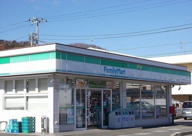 コンビニ　ファミリーマート 沼津西間門店（コンビニ）まで400m