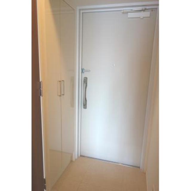 玄関　※写真は同タイプ住戸です。