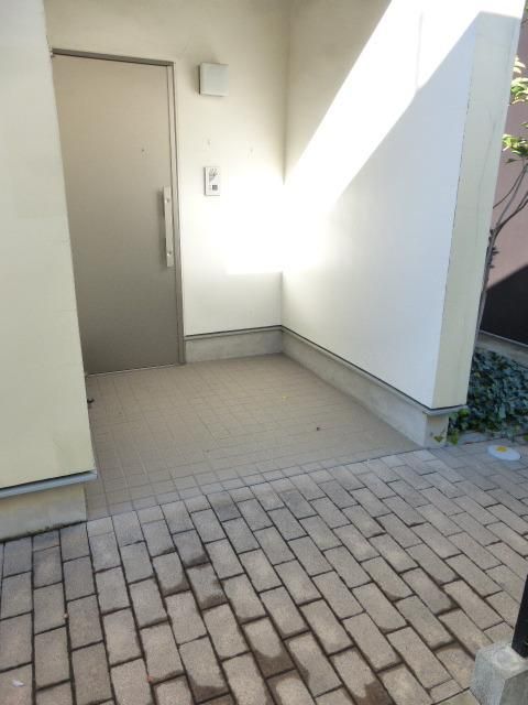 エントランス　★エントランスです★