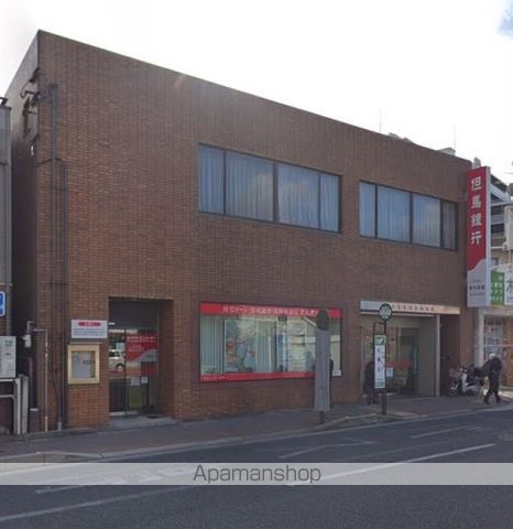 銀行　但馬銀行伊丹支店（銀行）まで414m