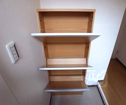 その他部屋・スペース　オシャレなシューズボックスです。