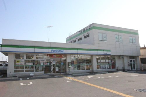 コンビニ　ファミリーマート 川越南田島店（コンビニ）まで1091m