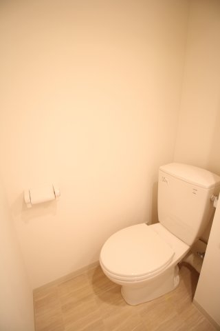 トイレ　（別タイプ参考写真）ＬａＭａｉｓｏｎｄｅＫＡＫＥＧＡＷＡ　文