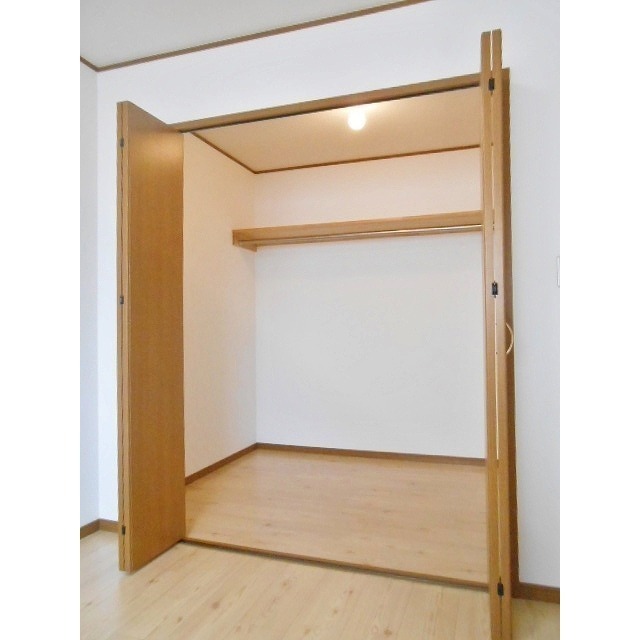 収納　ウォークインクローゼット