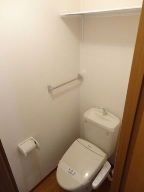 トイレ　室内参考写真