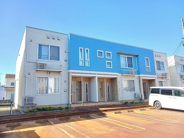 建物外観　落ち着いた雰囲気の外観です