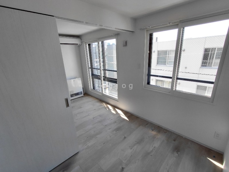 その他部屋・スペース　日当たりの良い明るいお部屋です。