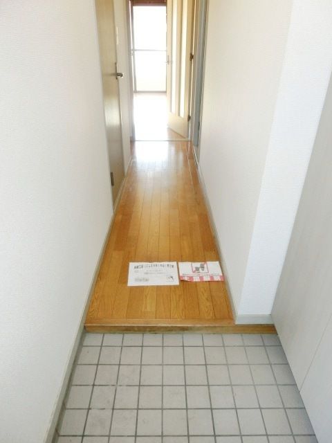 玄関　靴の収納もたっぷりあります。