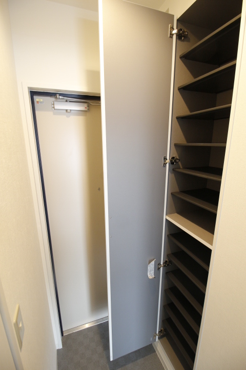 玄関　別の部屋の写真です