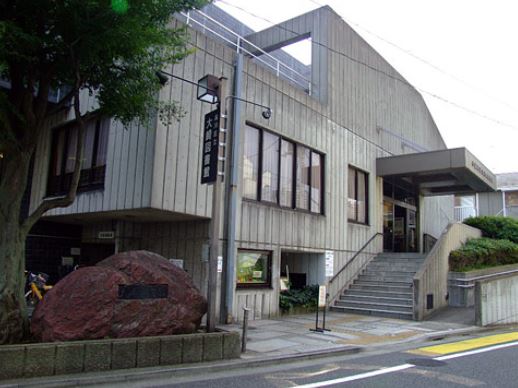 図書館　品川区立大崎図書館（図書館）まで733m