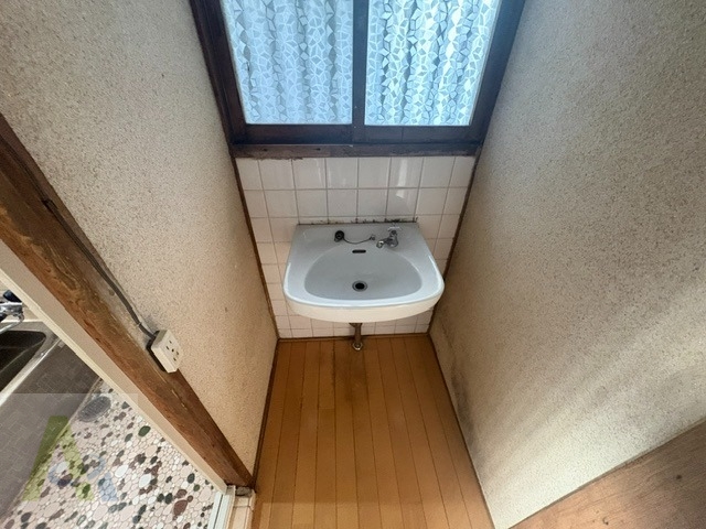 鈴蘭台北町戸建の内装写真