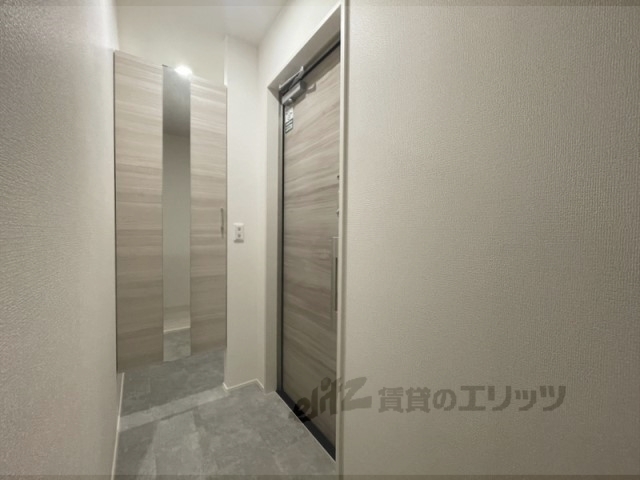 RETOLIA川原城町の玄関写真