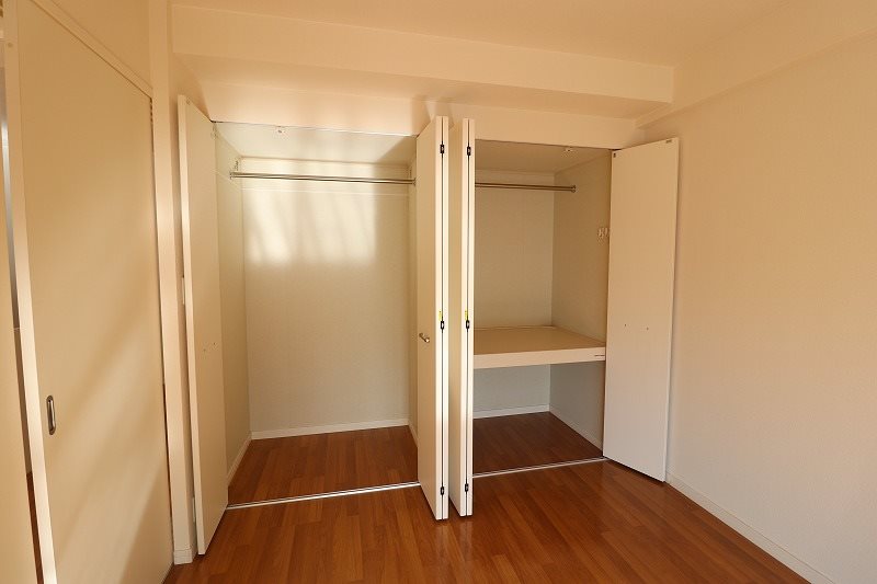 収納　退去予定のため別部屋写真使用