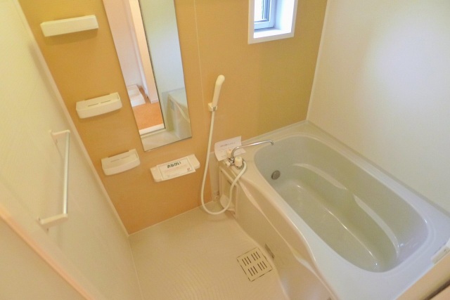 バス・シャワールーム　同型のお部屋の写真です