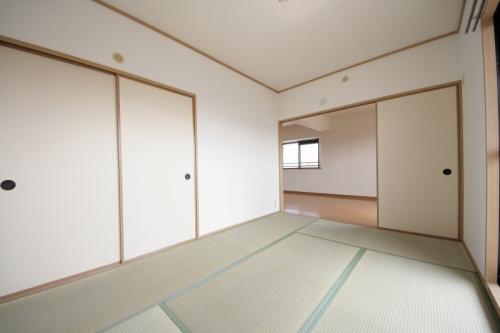 ＪＲ博多南線 博多南駅 徒歩15分 3階建 築27年の居間写真