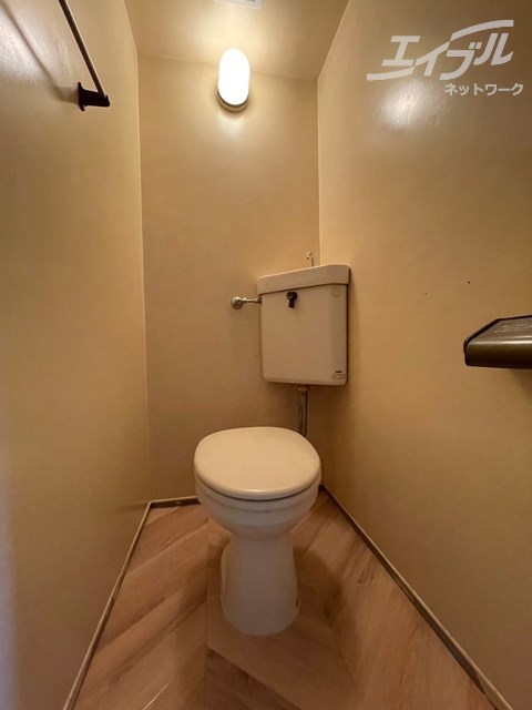 トイレ　清潔感があり安心して使用できるトイレになっておりました。