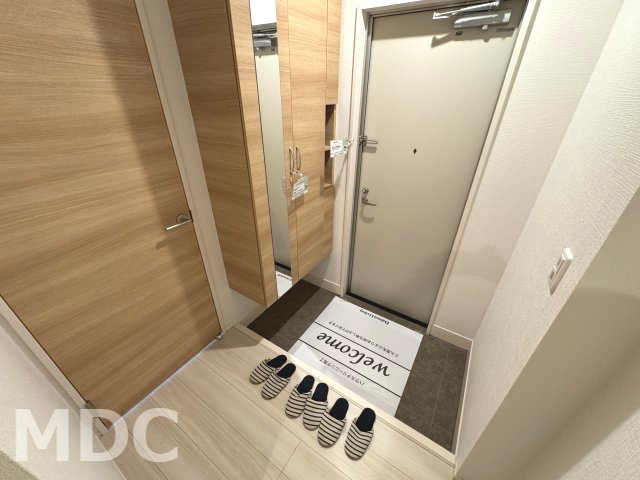 ＪＲ牟岐線 二軒屋駅 徒歩18分 3階建 築5年の玄関写真