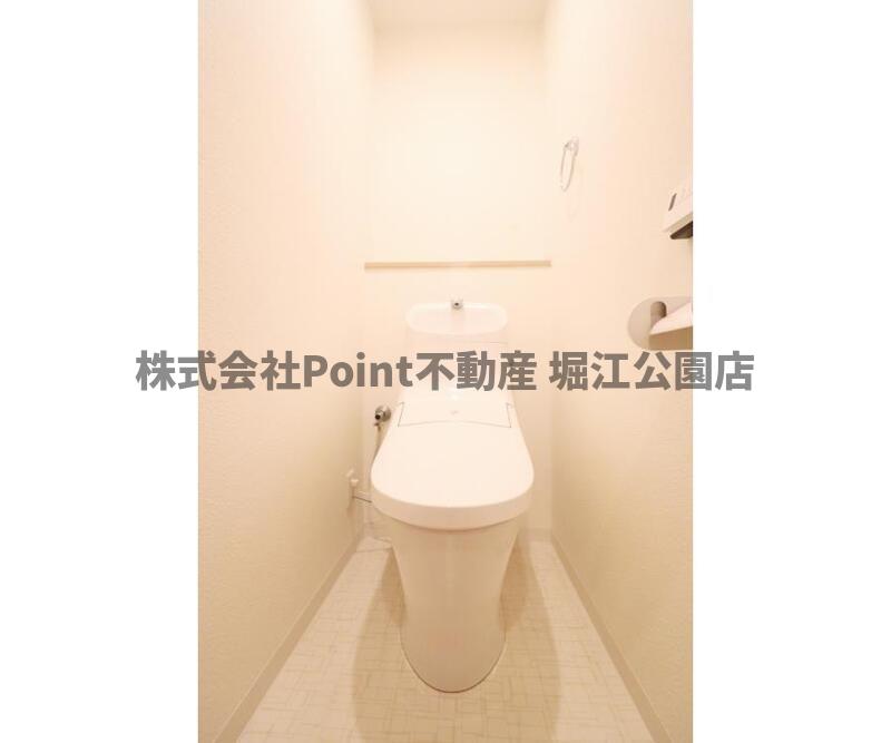 地下鉄堺筋線 北浜駅 徒歩6分 10階建 築46年のトイレ写真