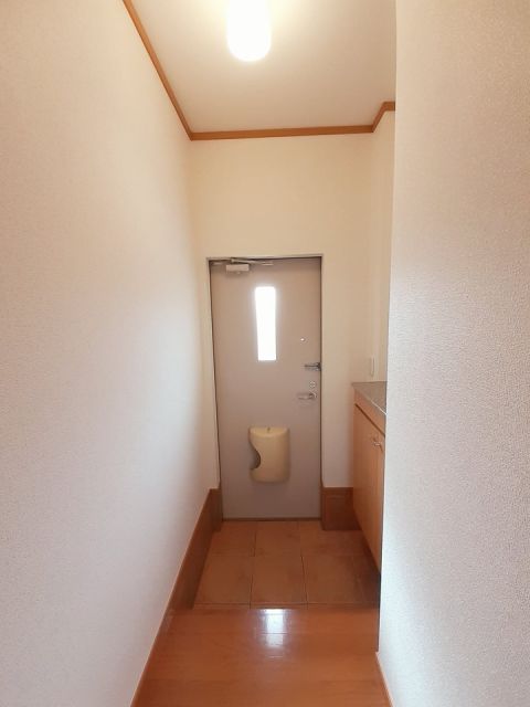 メゾンドアルモニーの玄関写真