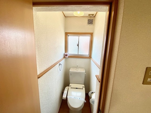 ＪＲ山陽本線 広島駅 徒歩9分 5階建 築47年のトイレ写真