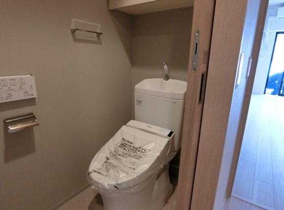 トイレ　※別部屋の参考写真です。