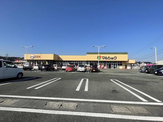 スーパー　マルショク御船店（スーパー）まで945m
