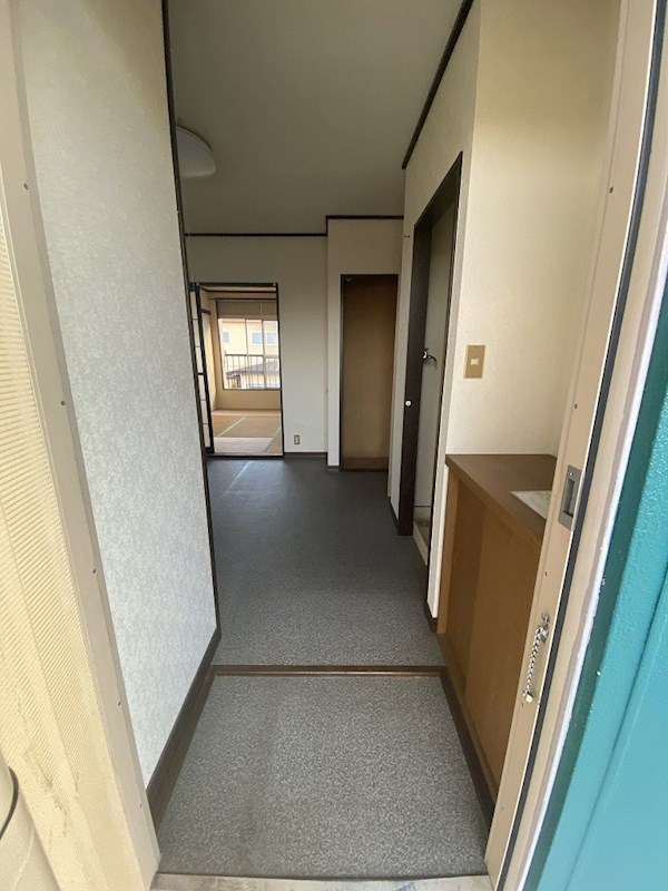 玄関　別部屋参照