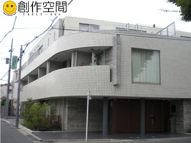 EL COURT WADAの外観写真