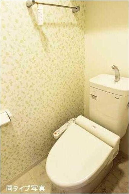 トイレ　※別部屋参考写真