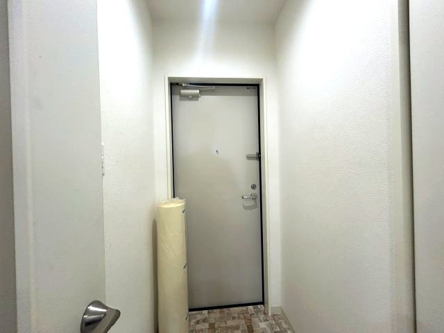 クリエオーレ庄内栄町IIの玄関写真