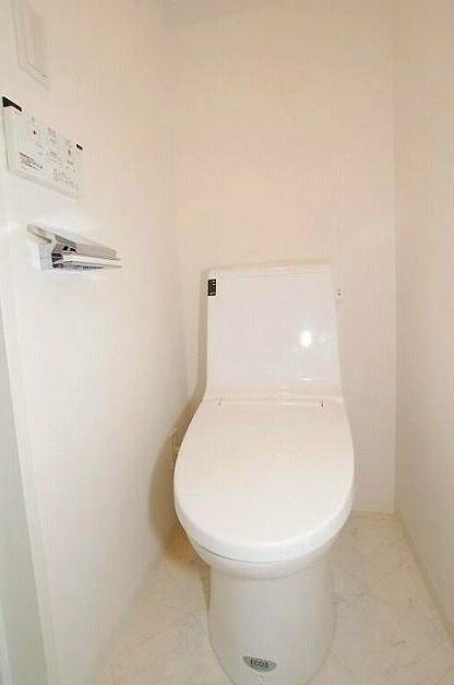 トイレ　別部屋参考写真