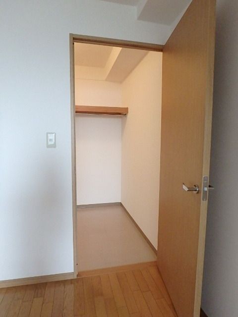 その他設備　★たっぷり入るウォークインクローゼット★