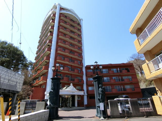 【函館市青柳町のマンションの建物外観】