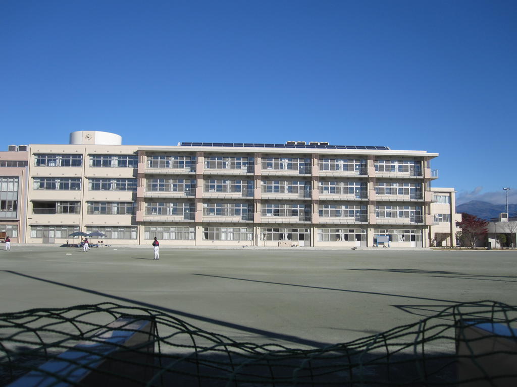 上毛電鉄 片貝駅 徒歩18分 2階建 築10年の周辺写真