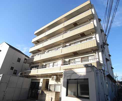 京都市東山区本池田町のマンションの建物外観