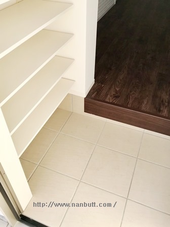 玄関　シューズボックス付き玄関