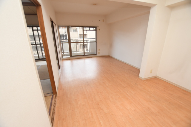 居室・リビング　リビング