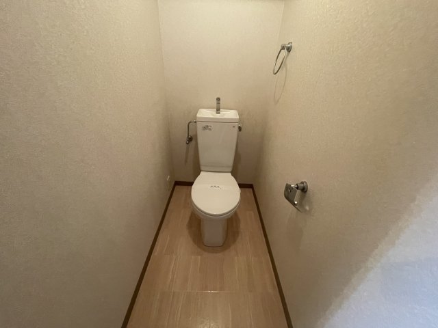 【神戸市東灘区魚崎西町のマンションのトイレ】