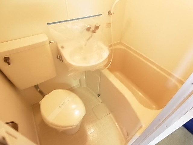 バス・シャワールーム　バスルーム