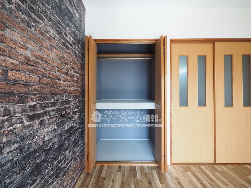 収納　便利なハンガーポール付きクローゼットを設置しました