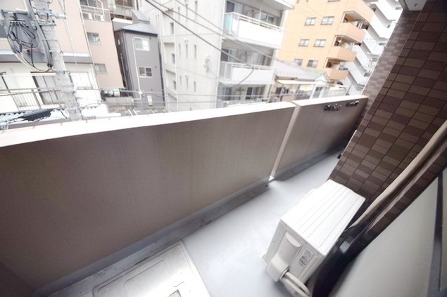 バルコニー　バルコニーは