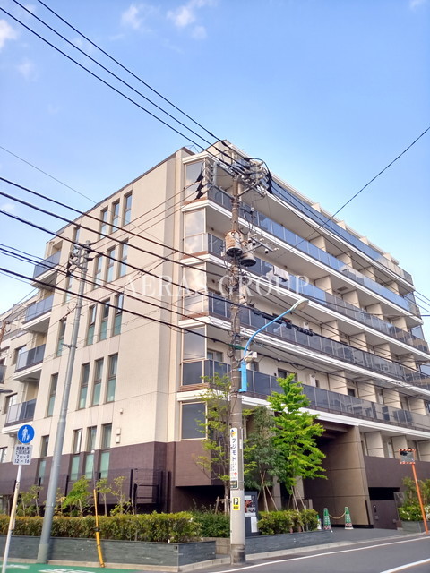 ザ・パークハビオ新宿の建物外観