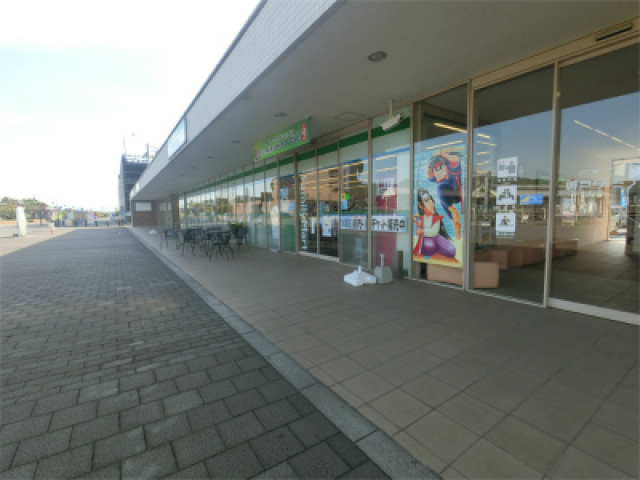 コンビニ　ファミリーマート下関あるかぽーと店（コンビニ）まで287m