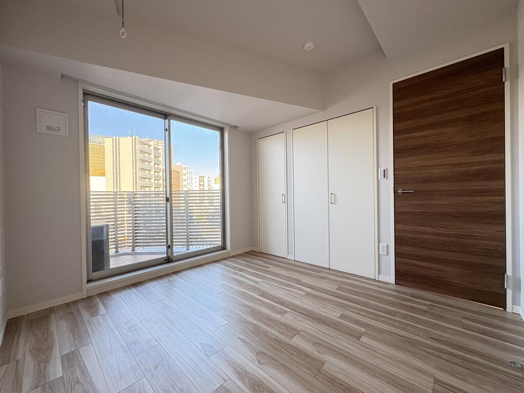 居室・リビング　※同じ間取り別部屋の写真です