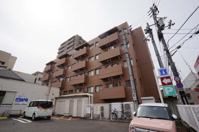 【ジャンヌ喜与町の建物外観】