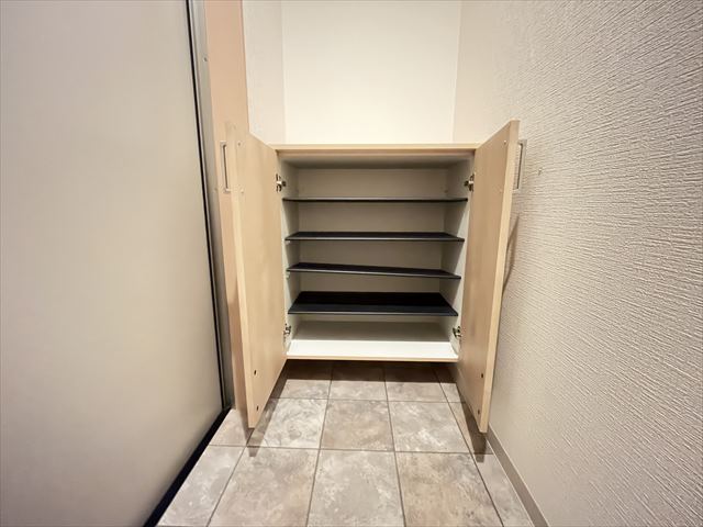 F+style大蓮東2号館の玄関写真
